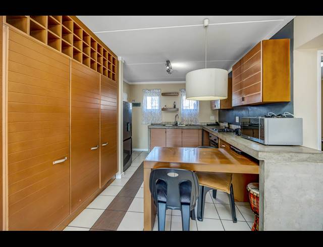 2 BEDROOM APARTMENT FOR SALE IN DAINFERN